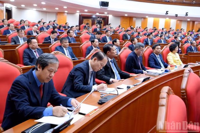 Delegados a la sesión de clausura.